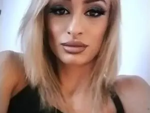 Myfreecams Free Porn Cam of MissVeloura