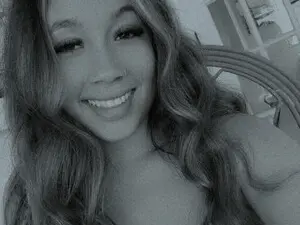 Myfreecams Free Porn Cam of MarieeMariee