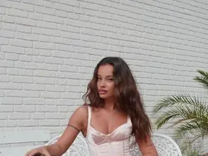 Myfreecams Sex Chat of SweetRossie