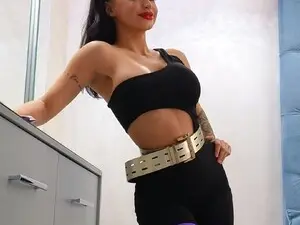 Myfreecams Watch Live Sex Cams of Theowonder