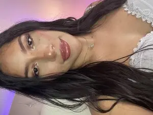 Myfreecams Watch Live Sex Cams of Daniela_Henao