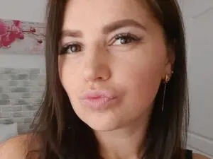 Myfreecams Live Sex Cam of Drive_Monika
