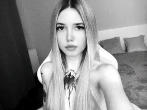Myfreecams Live Sex Cam of Serphelia