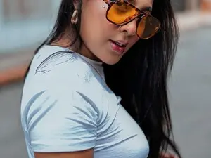 Myfreecams Live Sex Cam of Aleja_foxx