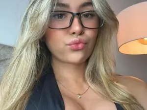 Myfreecams Live Sex of Misslatin