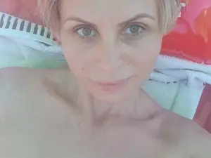 Myfreecams Watch Live Sex Cams of Amidalla19