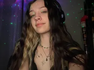 Myfreecams Adult Webcams of hannahtaylor