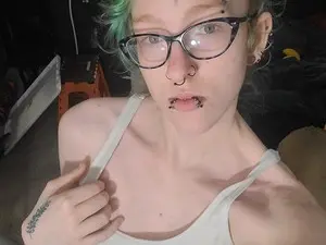 Myfreecams Adult Video Chat of LittleWillow