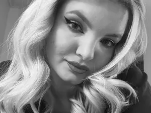 Myfreecams Adult Webcams of Tease_Lisa