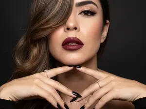 Myfreecams Nude Webcam of ZoeZone