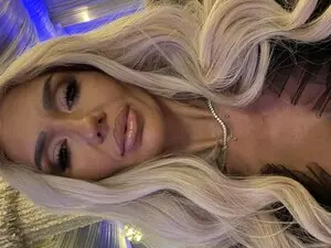 Myfreecams Nude Webcam of FalllingAngel