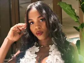 Olecams Best live sex cam show of Honeymoonn