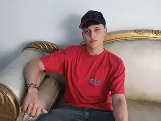 Streamate Sex Cam of LiamRamirez