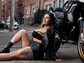 Streamate Nude Webcam of AzunaStar