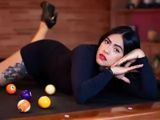 Streamate Free Porn Cam of CHARLOTTEROGUE