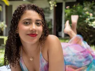 Streamate Live Porn of EmmyHarper