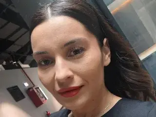 Streamate Watch Live Sex Cams of ROSEMARIY
