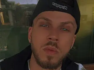 Streamate Live Porn of JonahShaw