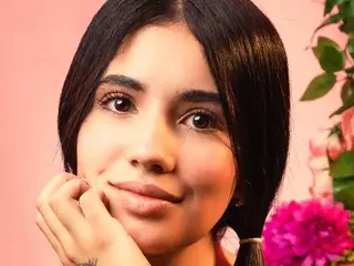 Streamate Live Porn of LucyEngel