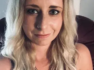 Streamate Sex Cam of SweetSub18