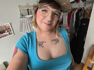 Streamate Sex Cam of xpeachblossomx