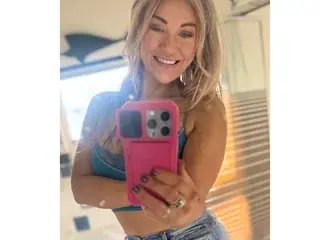 Streamate Sex Cam of KamiliaMae