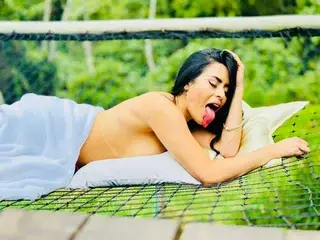 Streamate Adult Webcam of Emma_Johnson