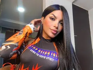 Streamate Adult Video Chat of XXLATINAHOTXX