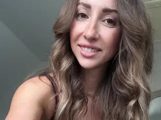 Streamate Free Porn Cam of LillyLoo_xo