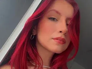 Streamate Free Porn Cam of VelvieRue