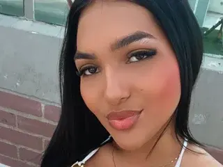 Streamate Adult Video Chat of IssyDaniels