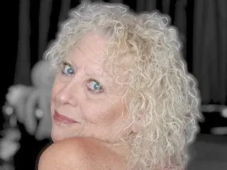 Streamate Nude Webcam of XoXMandyXoX