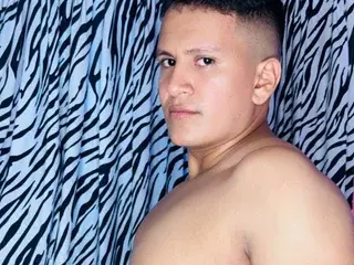 Streamate Live Sex of Joseph_bigcock