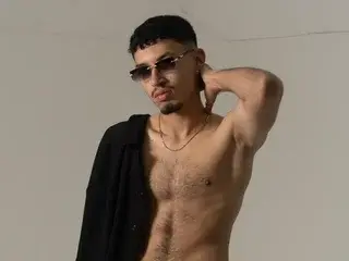 Streamate Live Porn of JaxonCarter