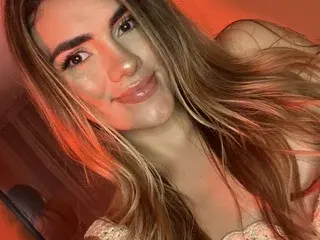 Streamate Live Sex Cam of IsabellaStevens