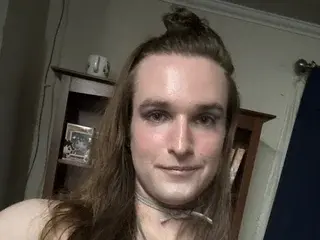 Streamate Free Porn Cam of PrettyPale