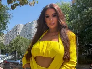 Streamate Best live sex cam show of SiennaHays