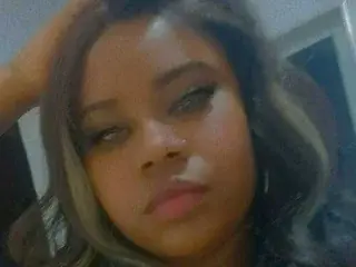 Streamate Live Porn of EmmilyRoose