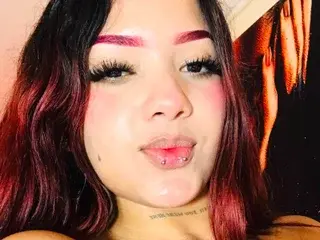 Streamate Free Porn Cam of Kira_milk