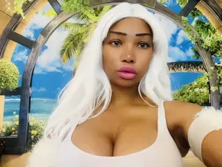 Streamate Free Live Porn of AylaStrange