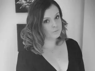 Streamate Live Sex of NaughtyWifeUK