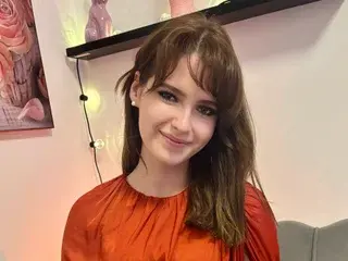 Streamate Free Live Porn of Emily_Paris