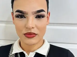 Streamate Sex Cam of SkarlettFuxia