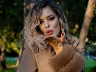 Streamate Sex Cam of Rosemaryevan