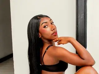 Streamate Free Porn Cam of Mistt_Miaa