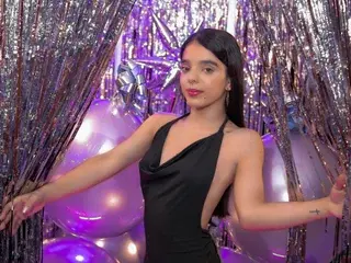 Streamate Nude Webcam of SophiiaBlazee