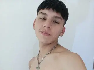 Streamate Sex Chat of AlexanderCollinss