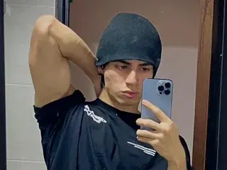 Streamate Watch Live Sex Cams of eren_jeager