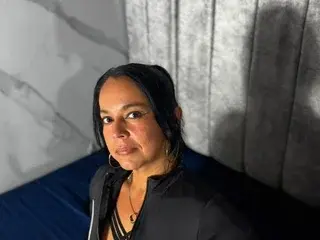 Streamate Live Sex Cam of Chiquis78Hot