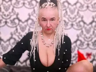 Streamate Best Webcam of MilfDolores